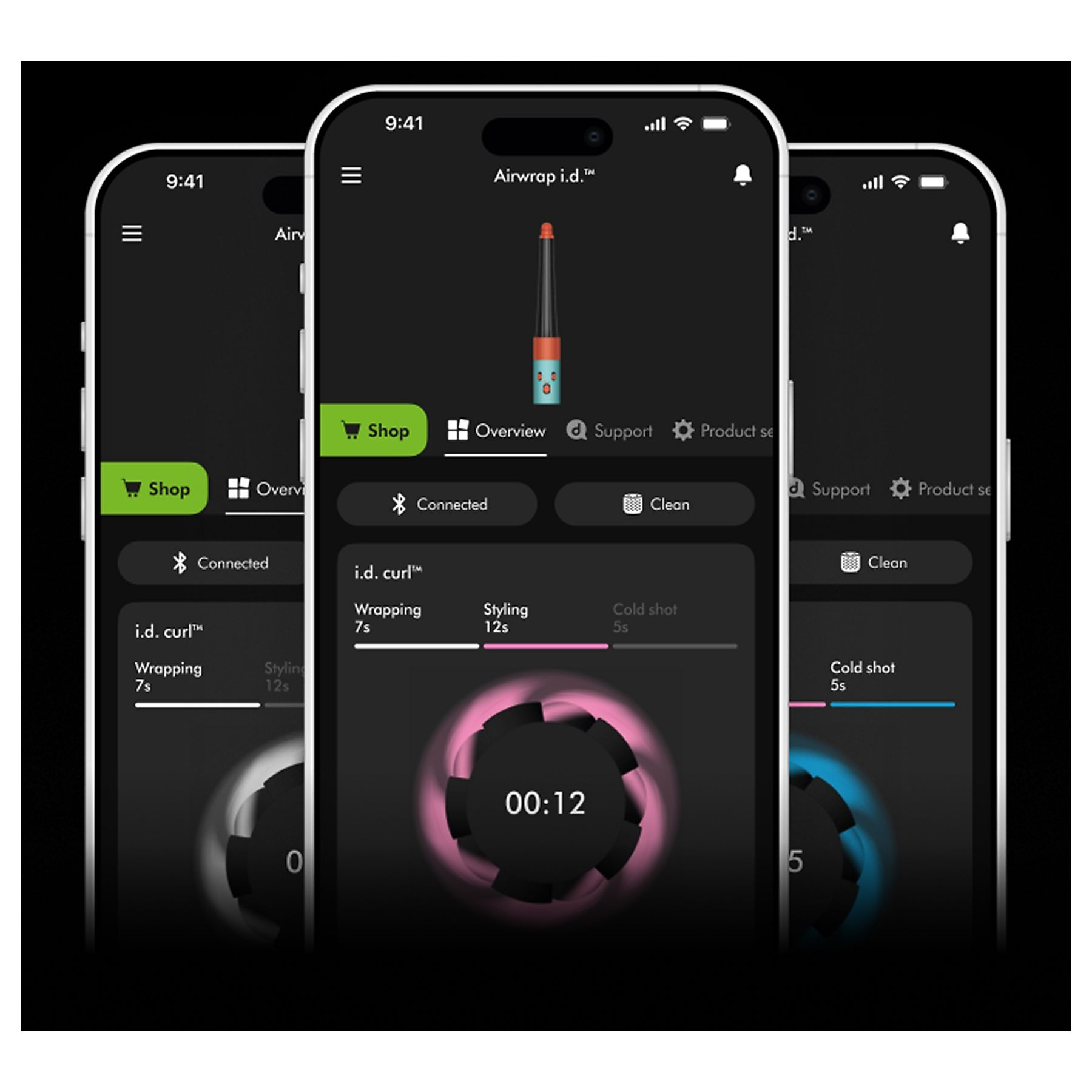 Trzy ekrany telefonów wyświetlające interfejs aplikacji. Środkowy ekran pokazuje odliczanie z różową poświatą.
