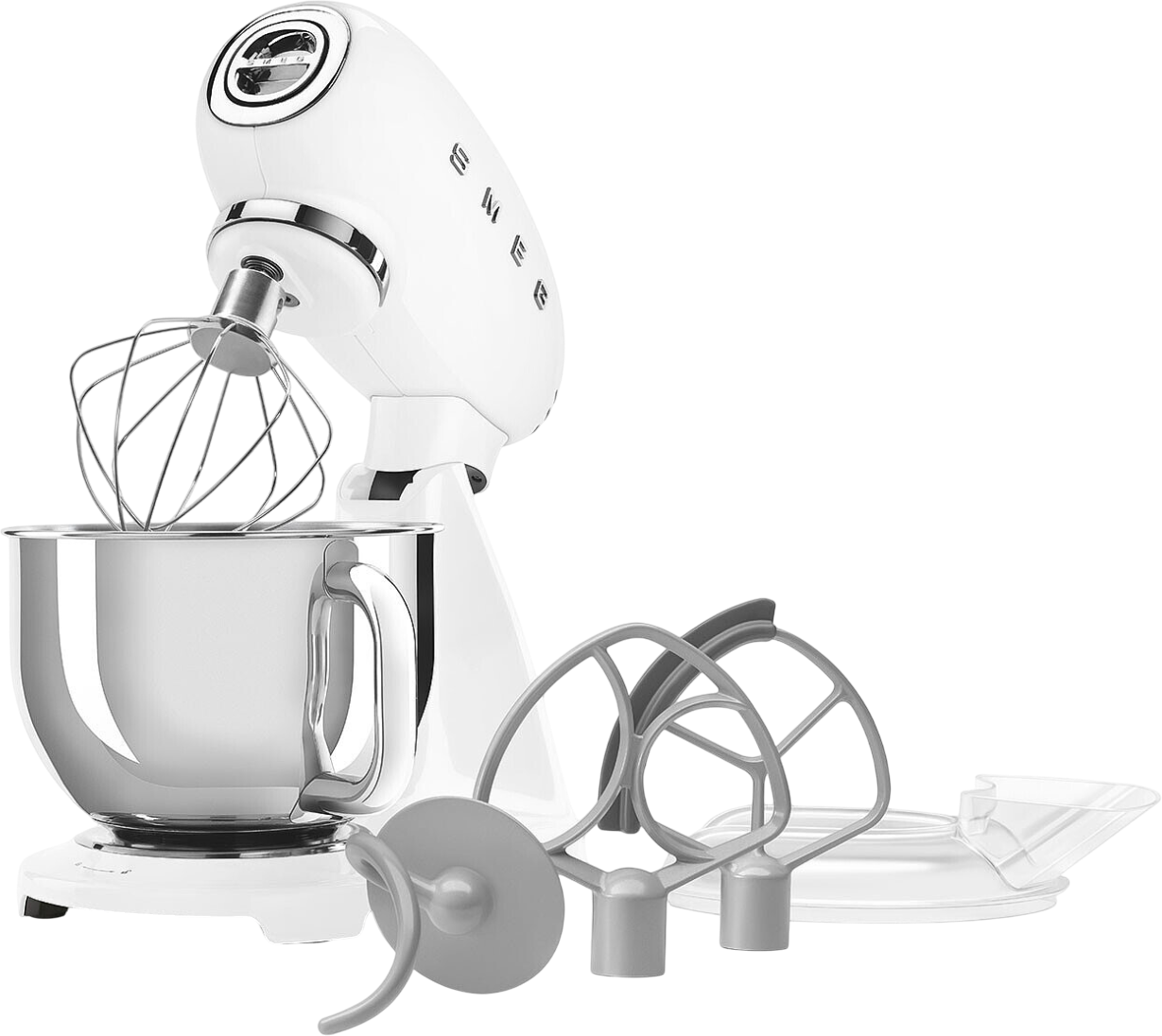 Ein weißer Smeg-Küchenmixer mit Aufsätzen, einschließlich Schneebesen, Knethaken und Rührschüssel, vor schwarzem Hintergrund.