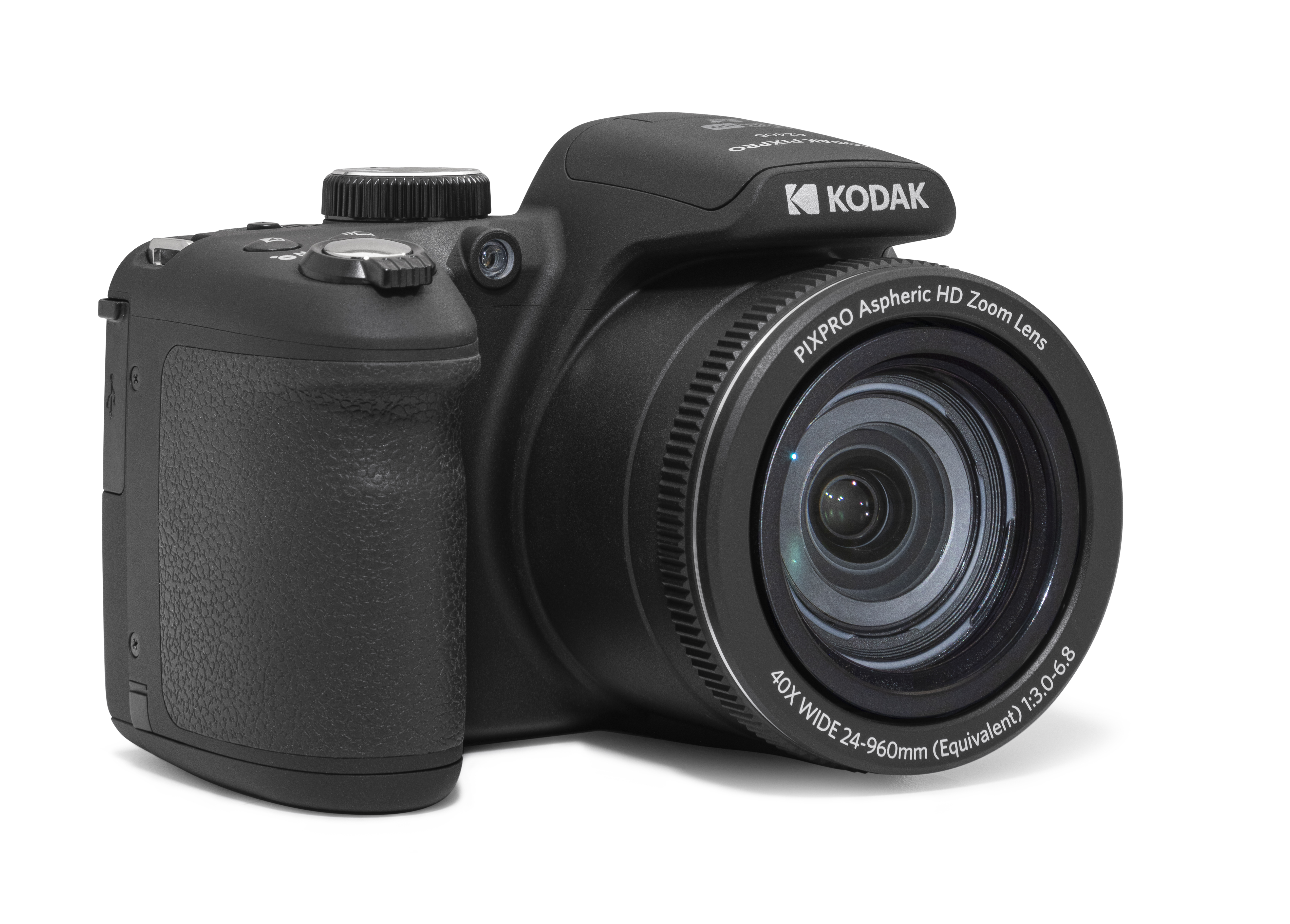 Beyaz zemin üzerinde lensi, düğmeleri ve tutacağı olan siyah bir Kodak Pixpro dijital kamera.