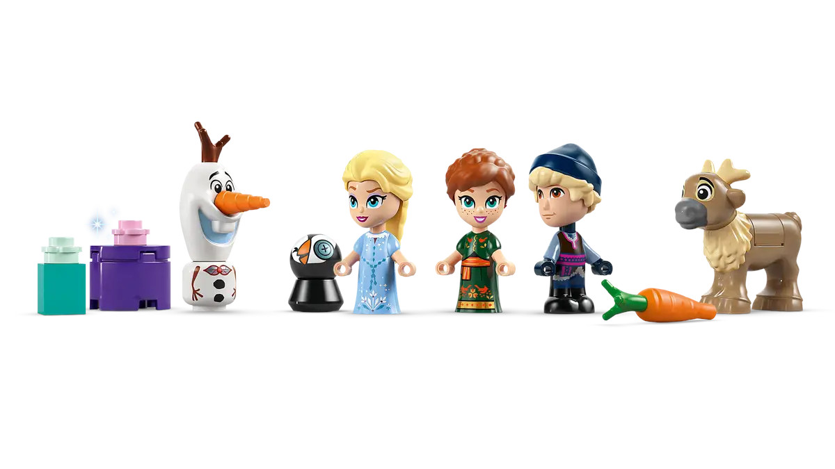 Zestaw Lego z postaciami z Krainy Lodu: Olaf, Elsa, Anna, Kristoff i Sven. Obecna jest również marchewka i małe klocki.