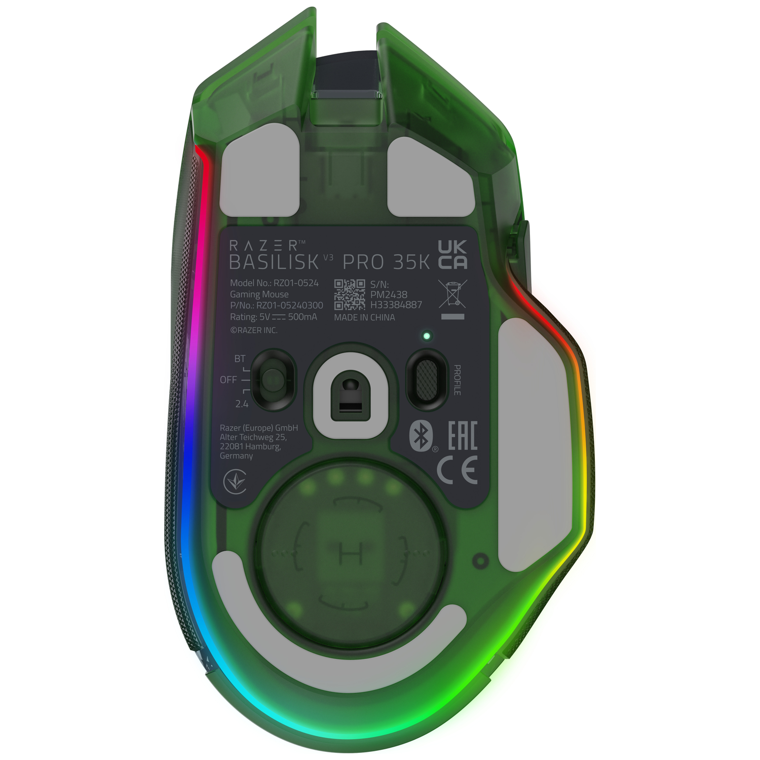 Een Razer Basilisk V3 Pro 35K gamingmuis, onderaanzicht. Hij is groen en transparant, met meerkleurige LED-verlichting en diverse labels.