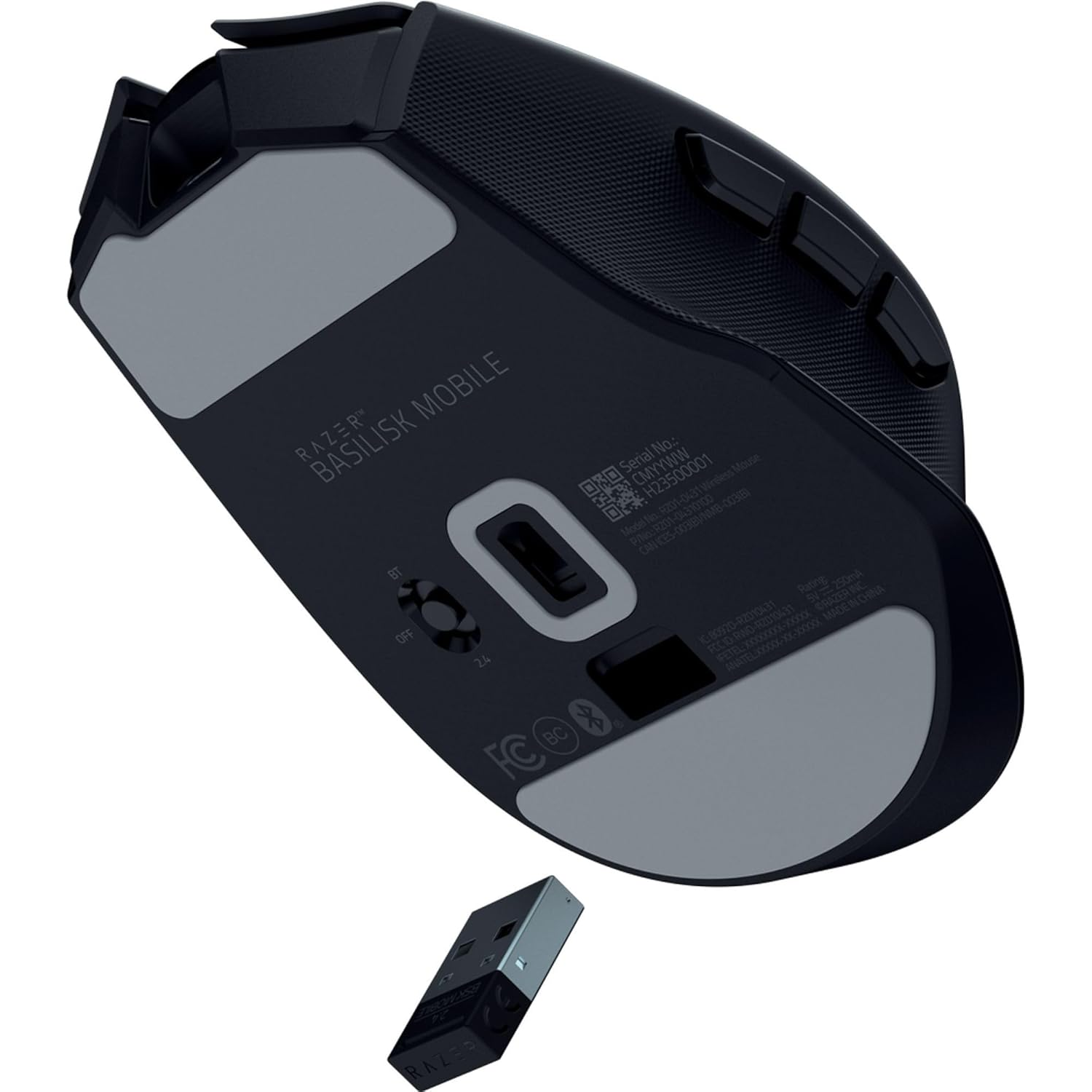Zwarte Razer Basilisk Mobile muis met een USB-ontvanger. De muis heeft grijze accenten en verschillende knoppen. De ontvanger is ook zwart en grijs.