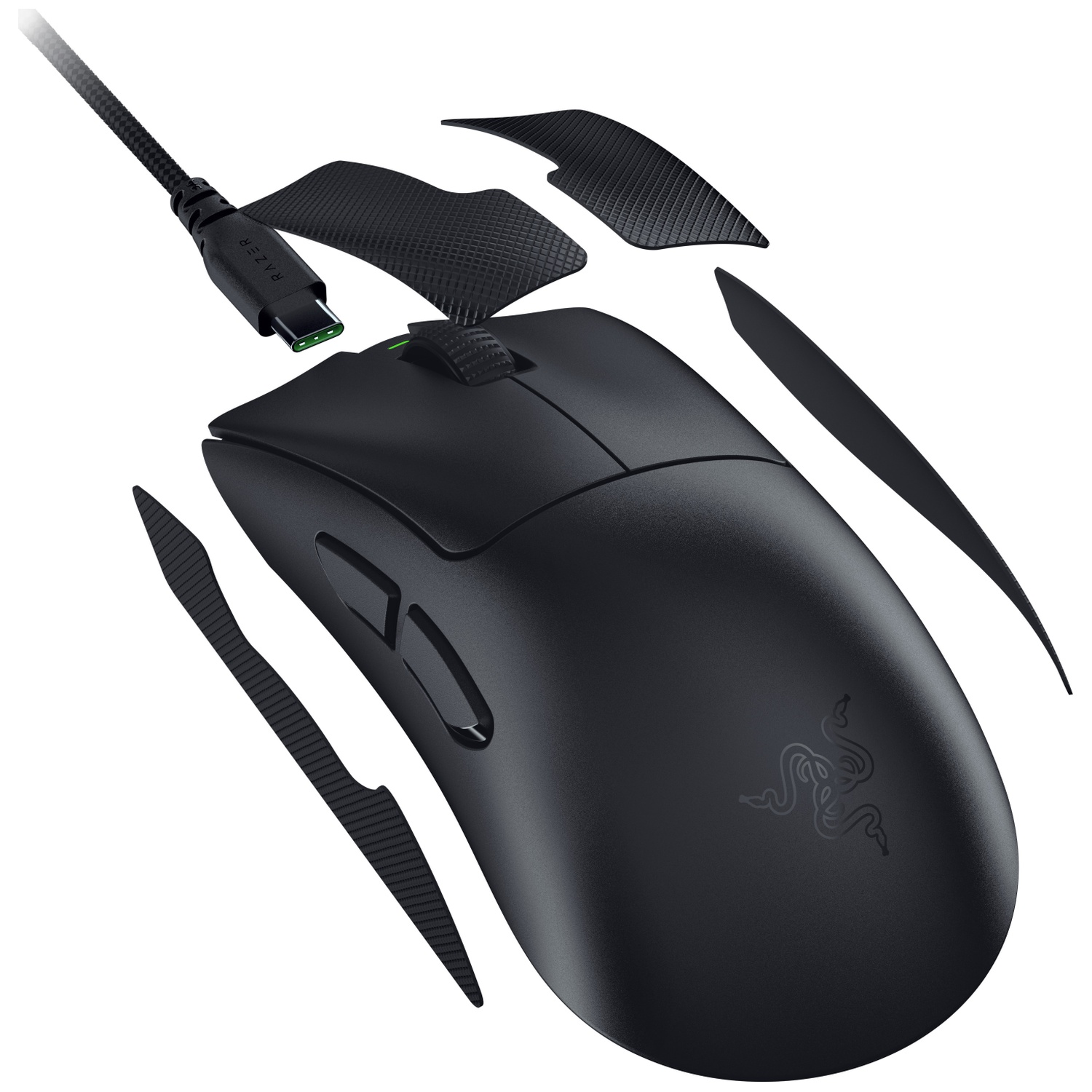 Souris de jeu Razer noire avec câble et coussinets de préhension séparés. Le logo Razer est visible sur la souris.