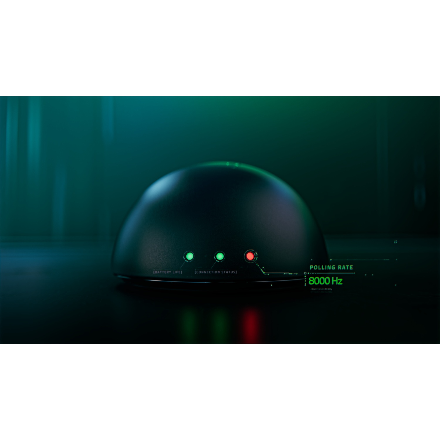 Un appareil noir avec des lumières vertes et rouges. Il affiche un taux d'interrogation de 8000 Hz. Le fond est un dégradé vert et noir.