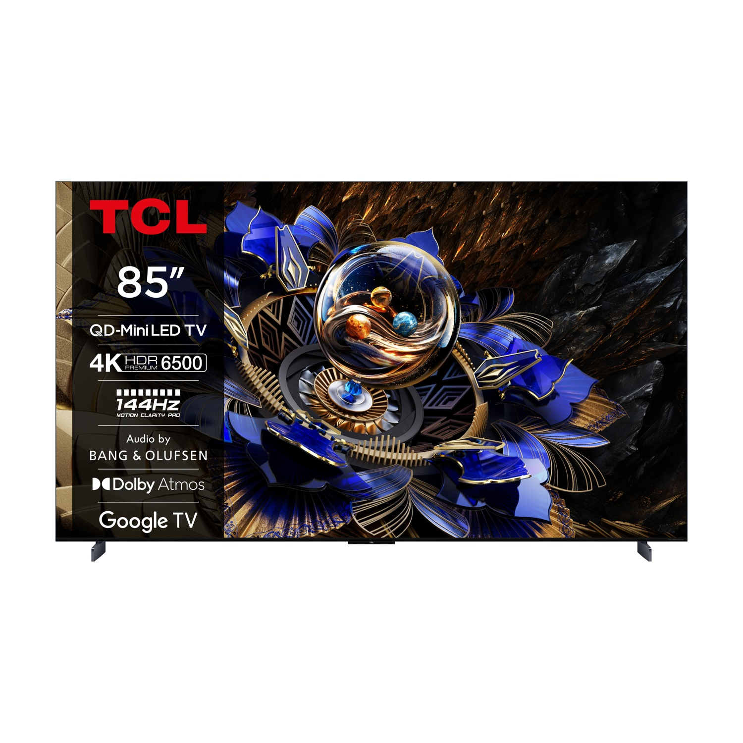 TV TCL da 85 pollici con 4K HDR. Include Dolby Atmos, Google TV e audio Bang & Olufsen. Sfondo decorativo blu e oro.