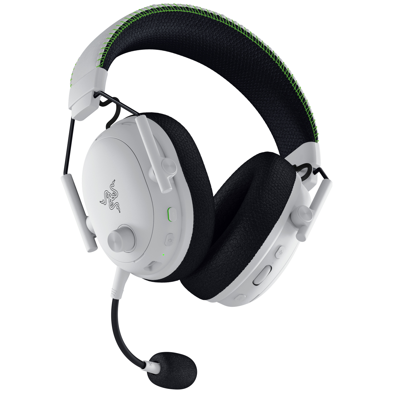 Witte gamingheadset met zwarte oorschelpen en groene stiksels. Het heeft een microfoon en volumeregelaars. Razer-logo is zichtbaar.