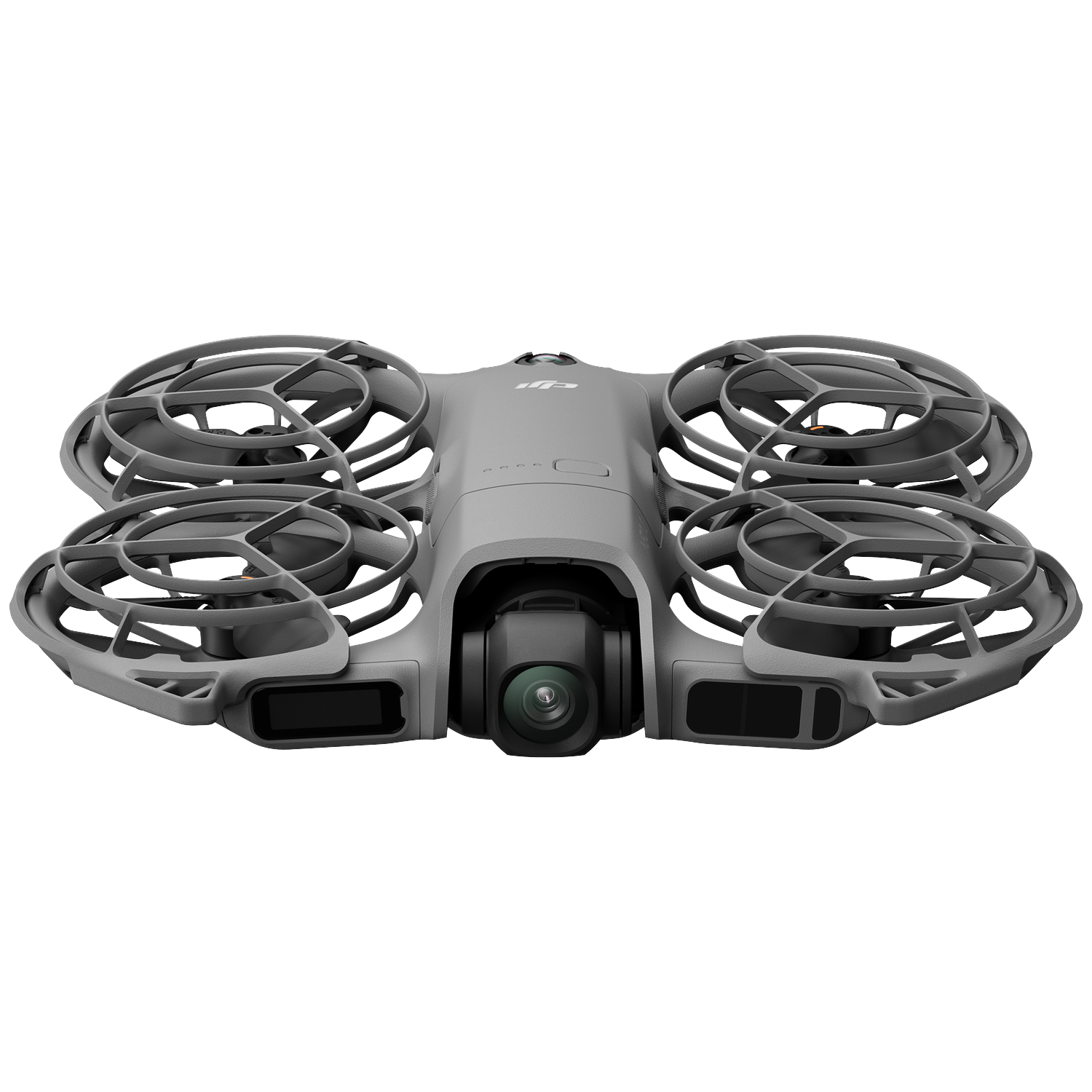 Een grijze drone met vier propellers, een camera en beschermende kooien rond de propellers, geïsoleerd op een witte achtergrond.