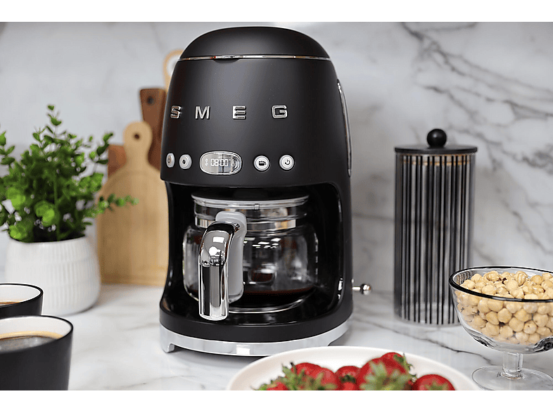 Smeg DCF02BLMEU 50's Style Aesthetic Filterkaffeemaschine Schwarz Matt — Foto 3 von 4