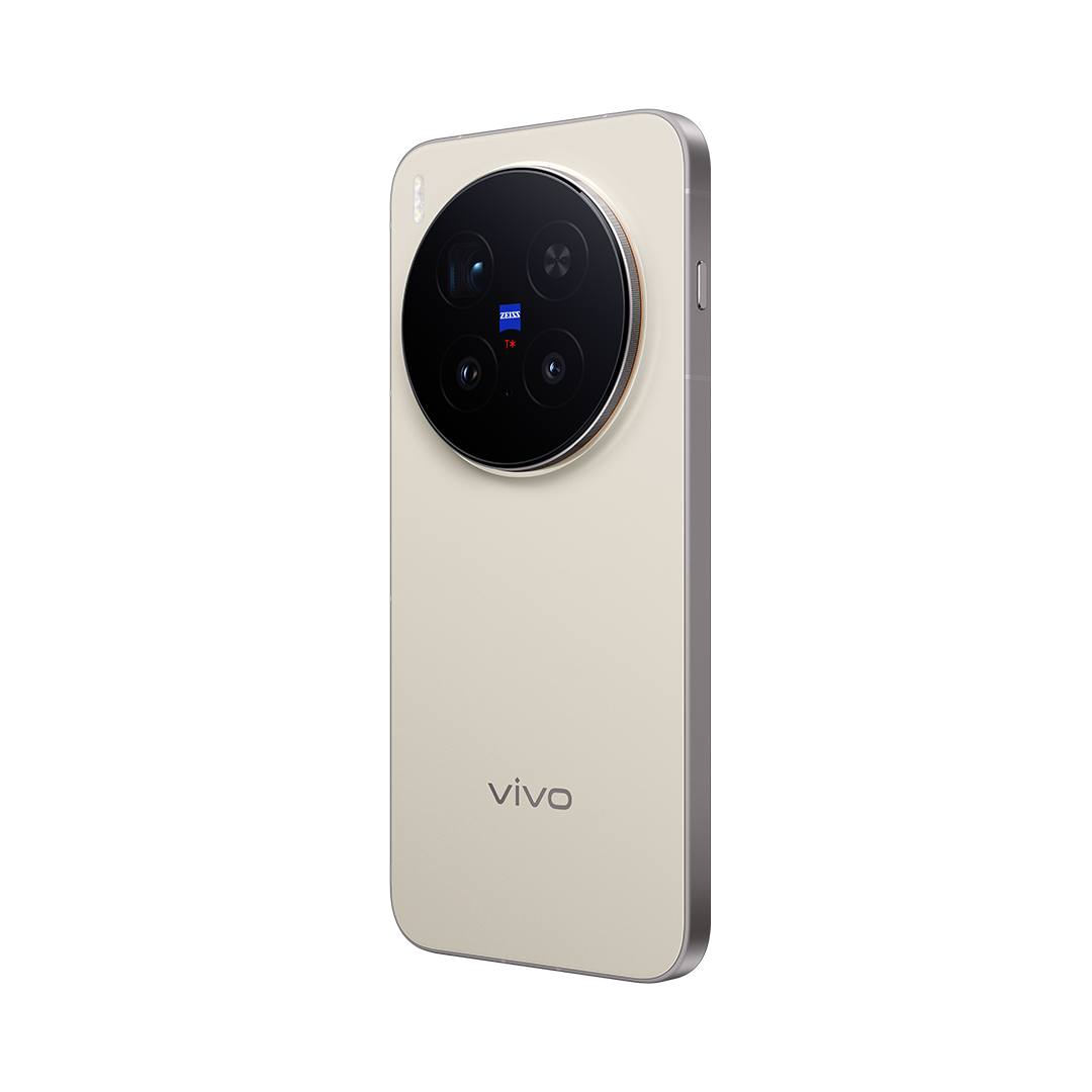 Çoklu lenslere ve Zeiss logosuna sahip büyük bir kamera modülüne sahip bej bir akıllı telefon. Telefonun metal bir çerçevesi var.