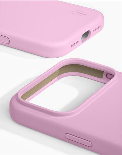 Gros plan sur des coques de téléphone roses, une avec le dessus et une avec le cadre. Fond blanc. Le dessus a du texte.