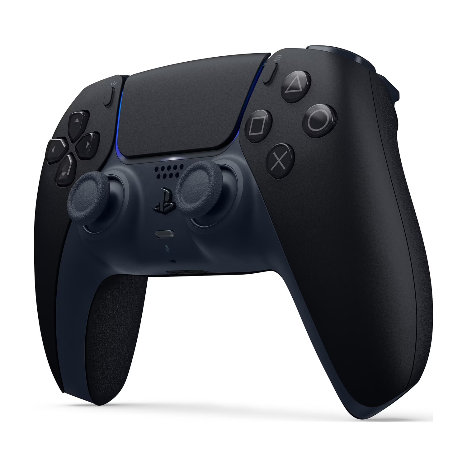 Un controller PlayStation 5 nero e blu scuro. Ha pulsanti, levette analogiche e un touchpad. Lo sfondo è bianco.