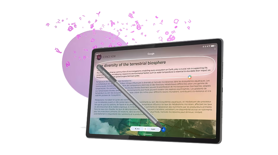 Tableta con texto sobre la biosfera, un lápiz apuntando, con un círculo rosa y letras de fondo.