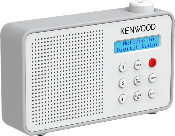 Una radio digitale Kenwood bianca con display blu che dice 'Welcome to Digital Radio'. Sono visibili i pulsanti di controllo.