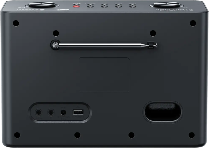 Radio noire avec antenne, boutons et ports. Comprend une antenne, un port USB et une entrée auxiliaire. Options Bluetooth et Wi-Fi disponibles.