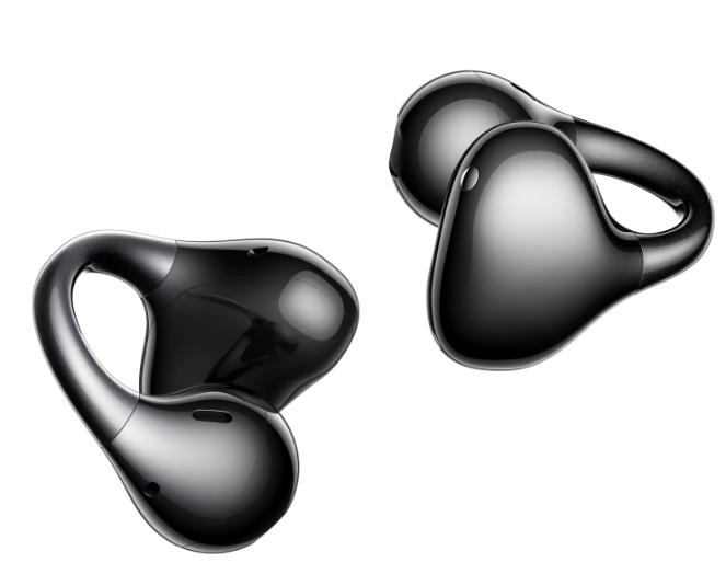 Dwa czarne, błyszczące słuchawki douszne na białym tle. Mają unikalny, zakrzywiony kształt, przypominający abstrakcyjne kształty.