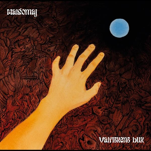 Eine Hand greift nach einem blauen Kreis vor einem dunklen Hintergrund. Text: 'Valfiskens Buk' und 'Maisomaj'.