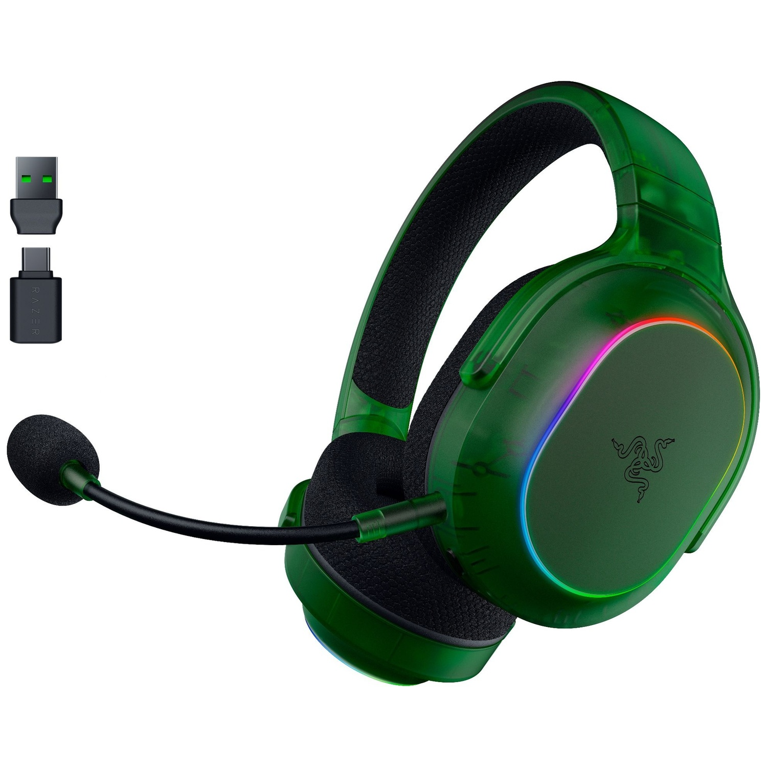 Casque gaming Razer vert avec microphone, adaptateurs USB et USB-C et logo lumineux. Le fond est blanc.
