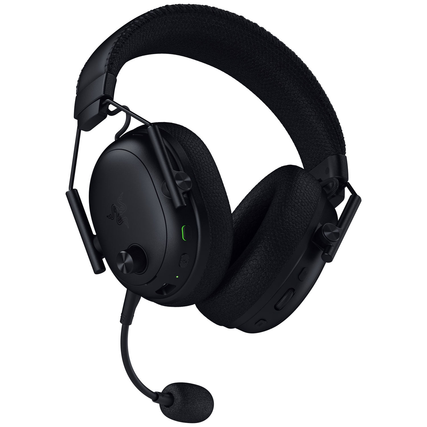 Zwarte Razer gaming headset met een microfoon. Voorzien van oorschelpen, hoofdband en bedieningselementen. De headset is geïsoleerd op een witte achtergrond.