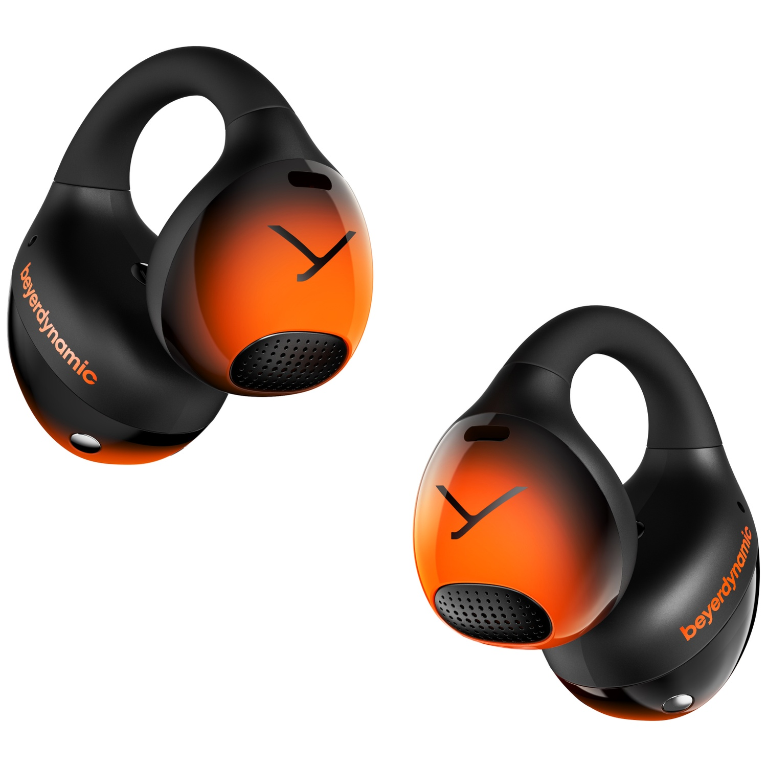 Deux écouteurs Beyerdynamic noirs et oranges. Les écouteurs ont un design incurvé avec un logo. Le fond est blanc.