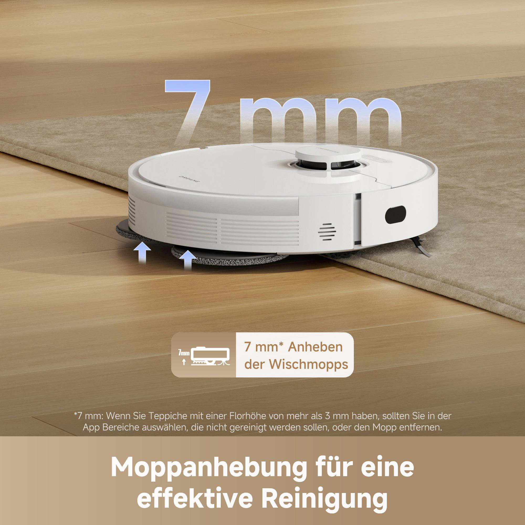 Ein weißer Roboter-Staubsauger auf Holzboden, teilweise ein Teppich sichtbar. Text zeigt 7mm Mopp-Anhebung.