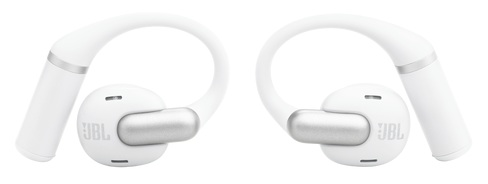 Dwa białe bezprzewodowe słuchawki JBL, widok z boku. Każdy ma srebrny akcent i pętlę na ucho. Widoczne jest logo JBL.