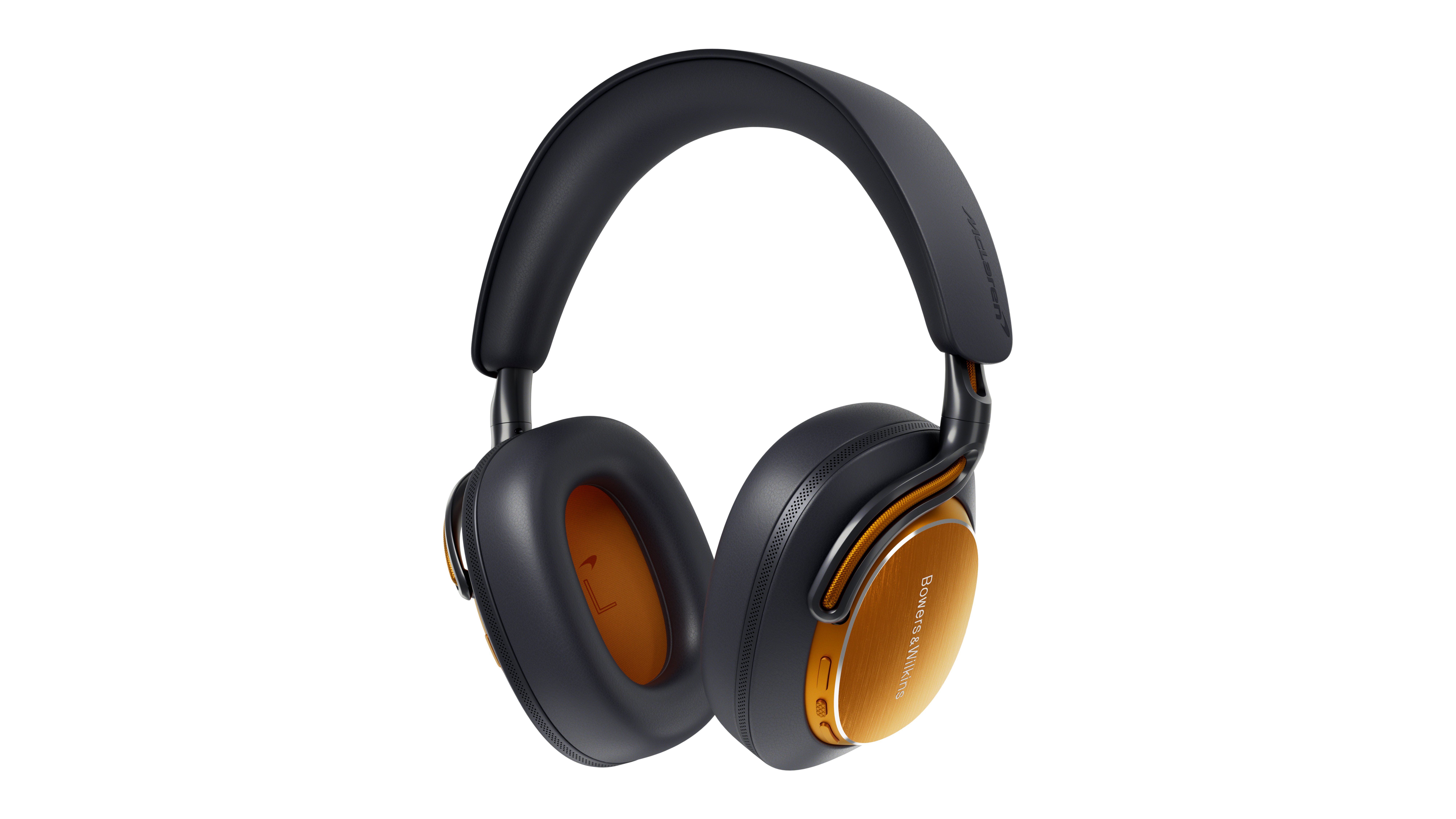 Over-Ear-Kopfhörer. Schwarz und Gold mit orangefarbenen Innenohrmuscheln. Der Markenname ist sichtbar.