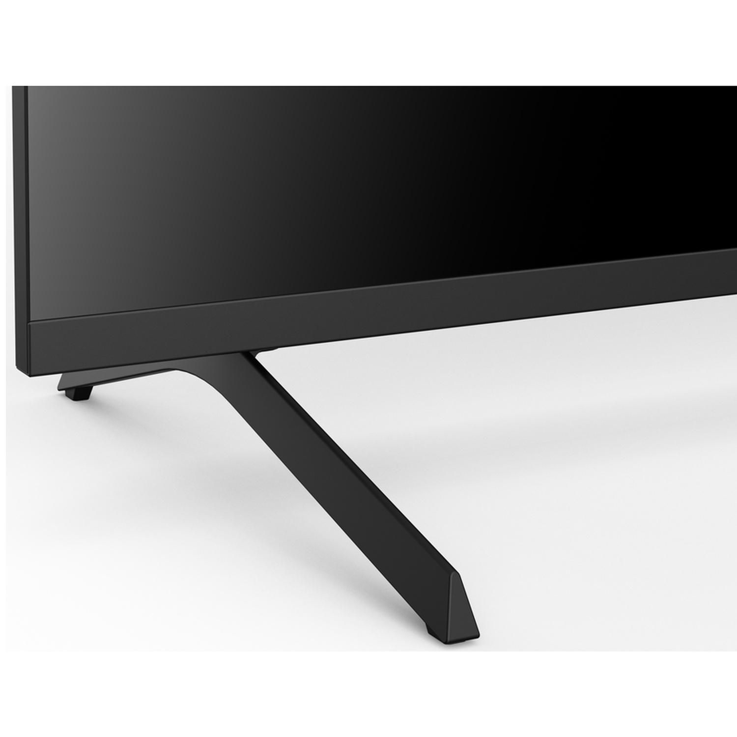 Un écran de télévision et un pied noirs. Le pied est un pied noir incliné sur fond blanc.