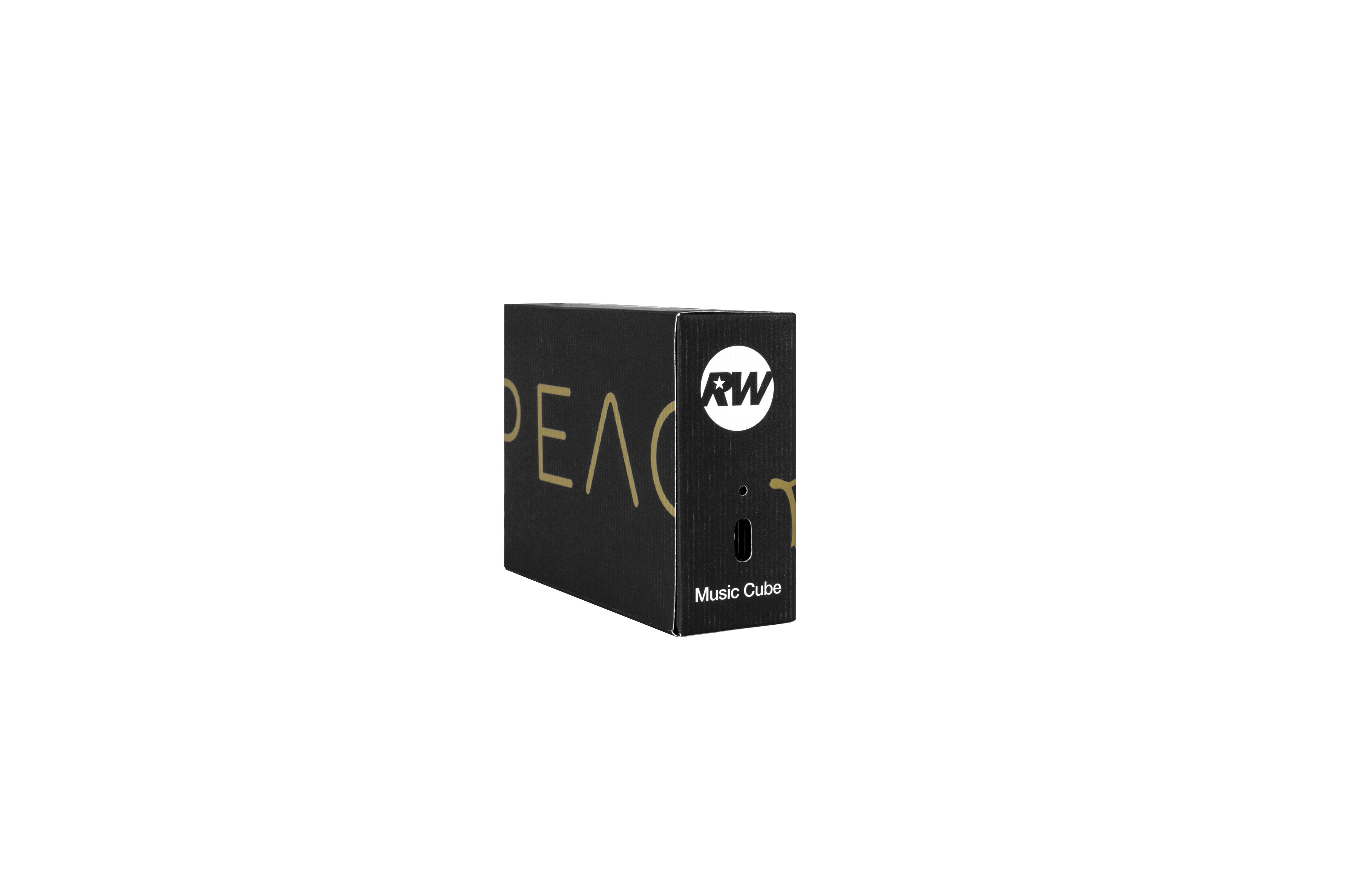 Eine schwarze Box mit goldenem Text und einem weißen Logo mit der Aufschrift 'Music Cube'. Der Hintergrund ist schwarz.
