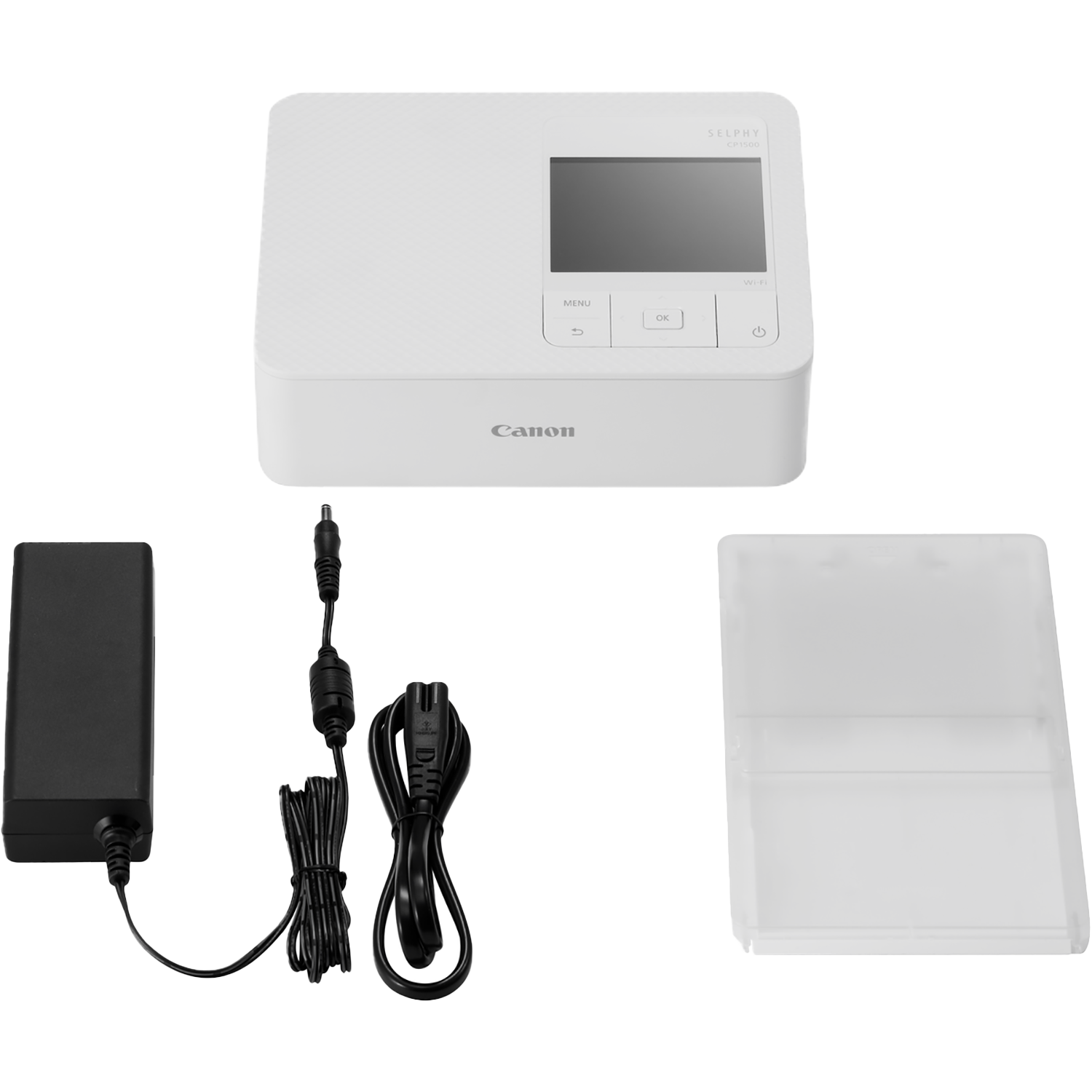 Een witte Canon Selphy CP1500 printer, een zwarte voedingsadapter, een netsnoer en een transparante plastic insteekhoes worden getoond.