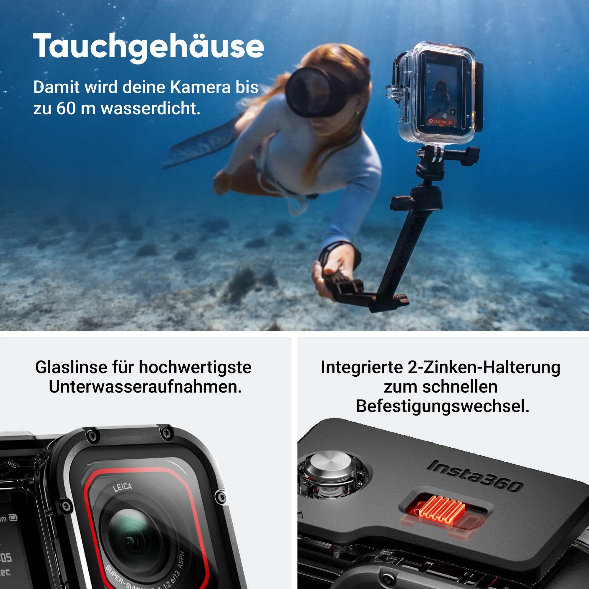 Eine Person unter Wasser mit einer Kamera in einem wasserdichten Gehäuse. Die Kamera ist an einem schwarzen Griff befestigt.