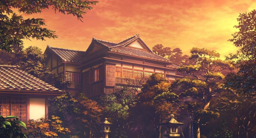 Japanisches Haus, umgeben von Bäumen unter einem orangefarbenen Sonnenuntergang. Laternen im Vordergrund.