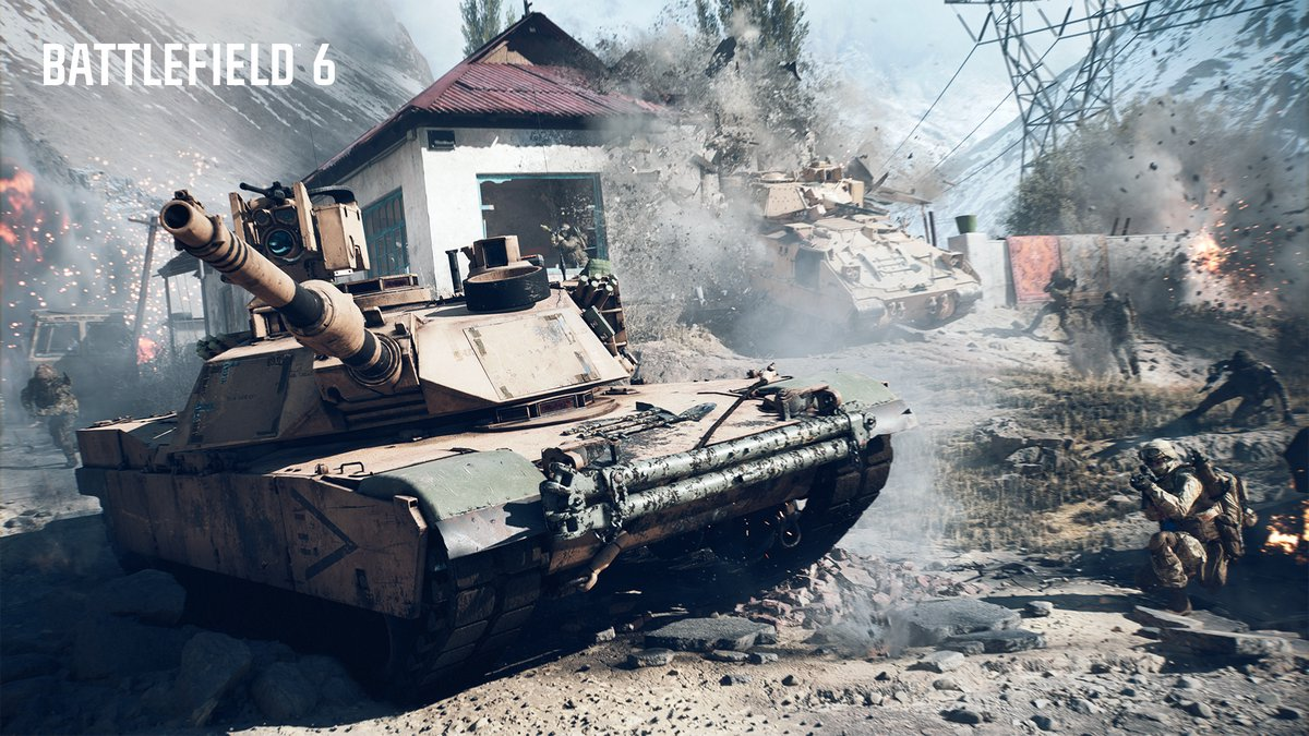 Un tanque en una escena de guerra. Soldados y un tanque en primer plano, con otros tanques y un edificio al fondo.