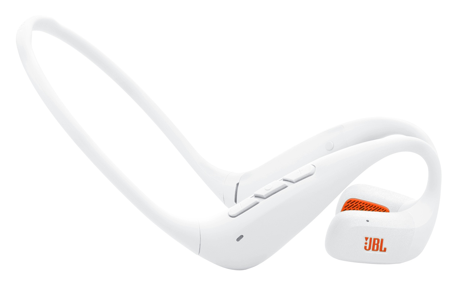 Białe słuchawki sportowe JBL na białym tle. Posiadają pomarańczowe akcenty i przyciski. Logo jest widoczne.