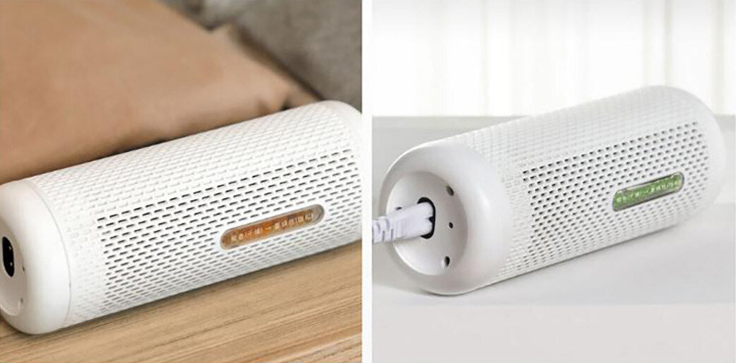 Dwa widoki białego osuszacza powietrza. Jest cylindryczny ze wzorem siatki i lampką kontrolną. Podłączony jest przewód zasilający.