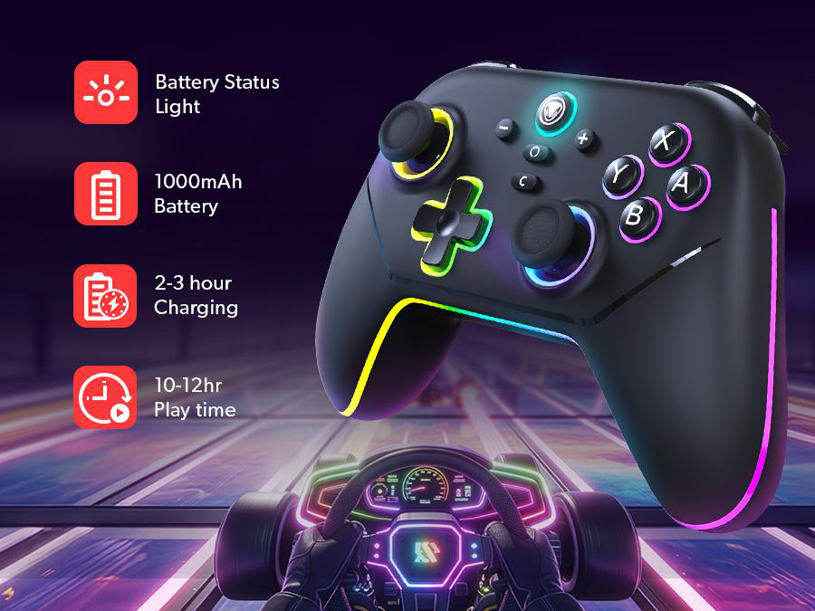 Ein schwarzer Gaming-Controller mit beleuchteten Rändern und Tasten. Zu den Merkmalen gehören Batterieinformationen und ein Rennspiel-Overlay.