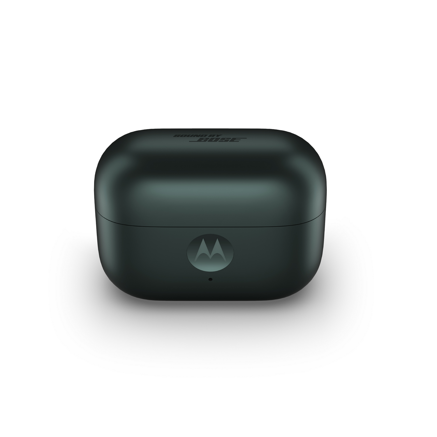 Un estuche de auriculares Motorola verde oscuro está centrado sobre un fondo blanco. El estuche tiene forma redondeada, con el logotipo de Motorola.