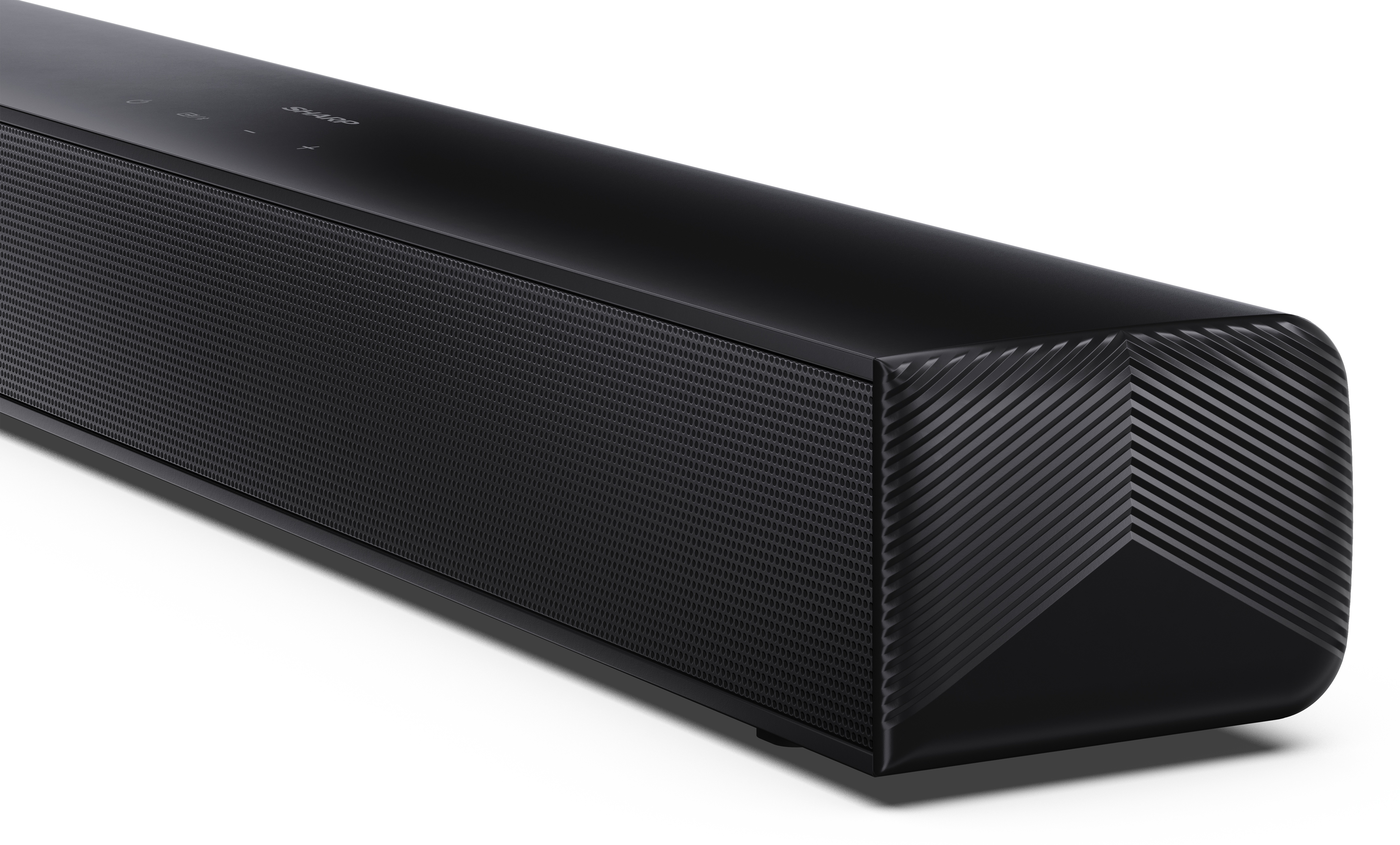 Czarny soundbar na białym tle. Ma siatkowy przód, błyszczący wierzch z przyciskami i marką SHARP.