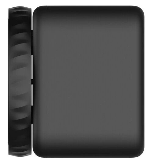 Czarny prostokątny gadżet z zaokrąglonymi rogami. Teksturowany, cylindryczny element jest przymocowany po lewej stronie.