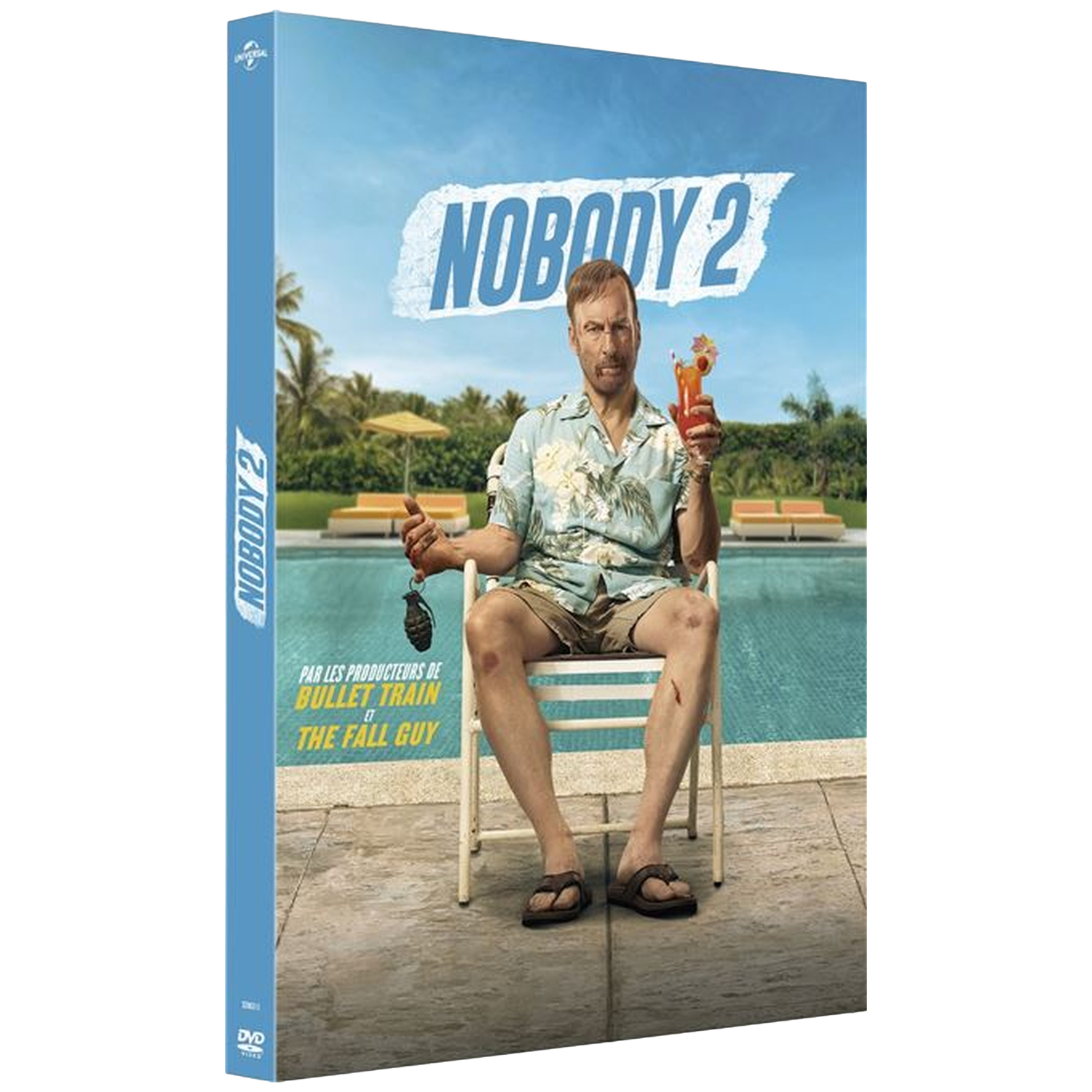 DVD-hoes voor Nobody 2: Man zit bij het zwembad, met een granaat en een cocktail. Titel staat bovenaan. Palmbomen en blauwe lucht op de achtergrond.