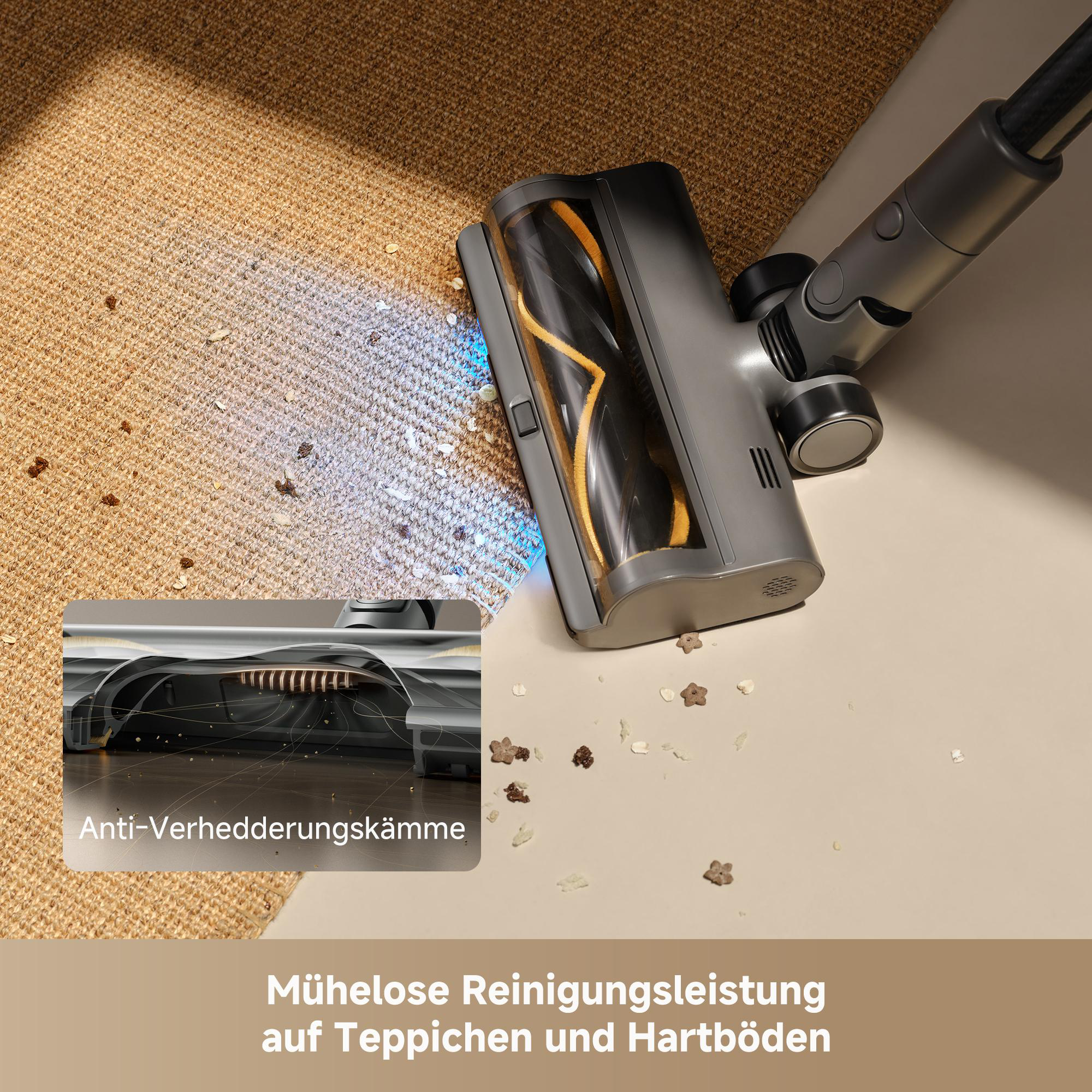 Ein Staubsauger reinigt einen Teppich. Das Bild zeigt den Staubsaugerkopf mit einer Nahaufnahme der Reinigungsaktion.