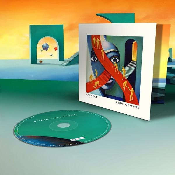 CD-Cover mit surrealem Gesicht und Figuren. Eine CD und architektonische Formen im Hintergrund, alles in leuchtenden Farben.
