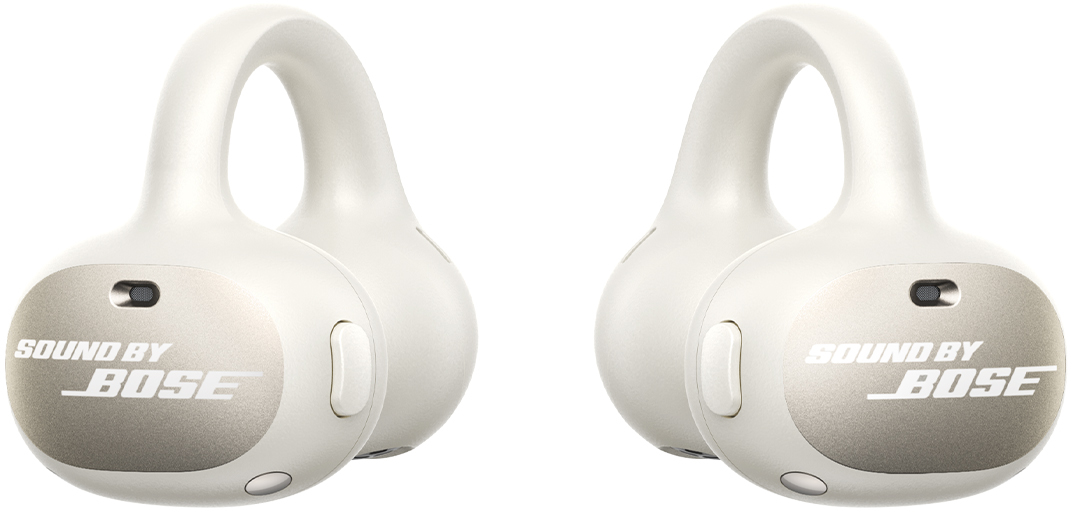 Két fehér és szürke Bose fülhallgató. Mindegyiknek van egy hurok, a "SOUND BY BOSE" felirat és egy gomb. A háttér fehér.