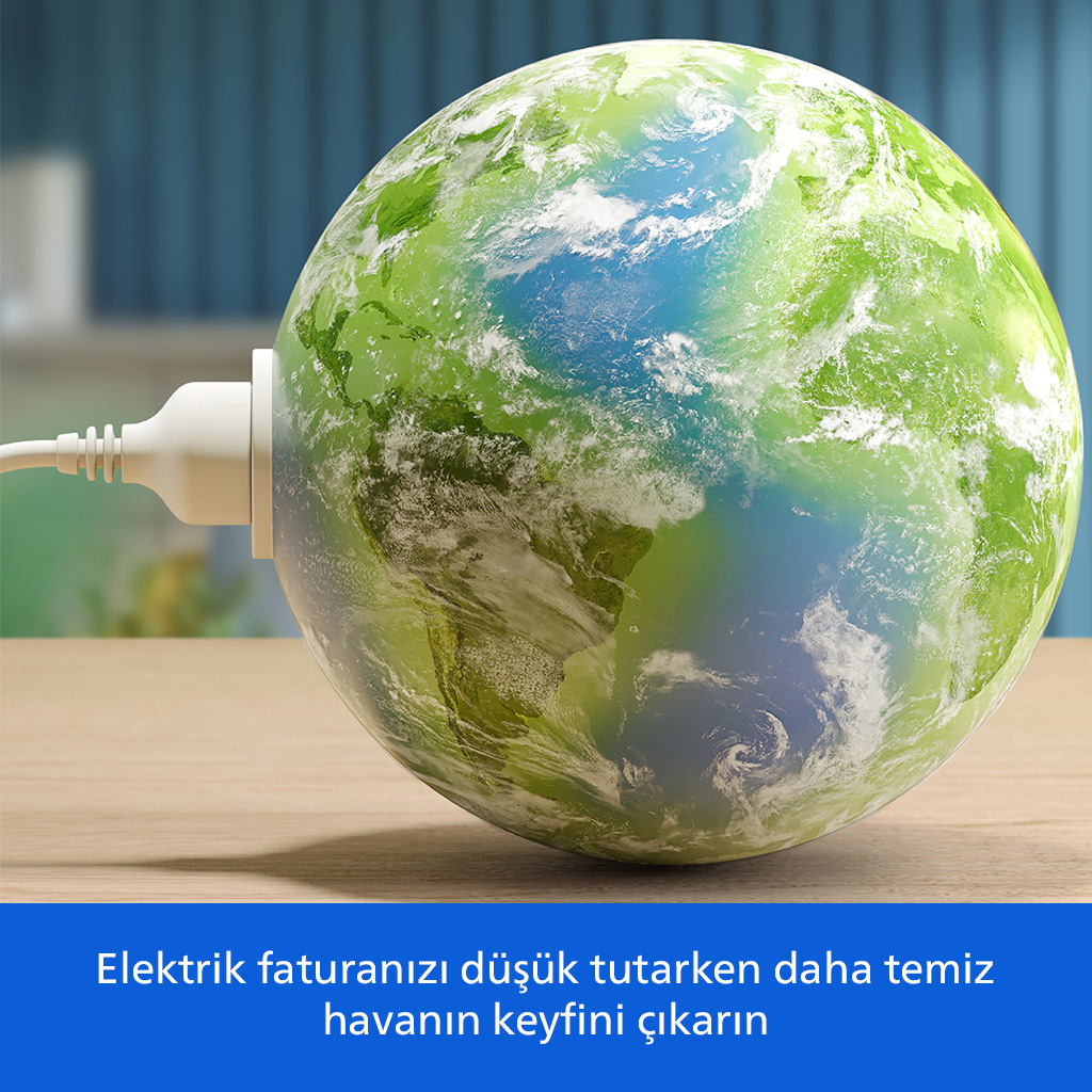 Fişli dünya. Beyaz fiş takılı yeşil ve mavi dünya. Ön planda masa, mavi arka plan. Alt kısımda Türkçe metin.