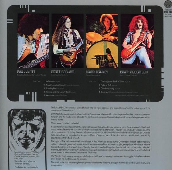 Albumcover mit vier Bandmitgliedern. Texte und Texte über das Album befinden sich unten. Das Album trägt den Titel Jailbreak.