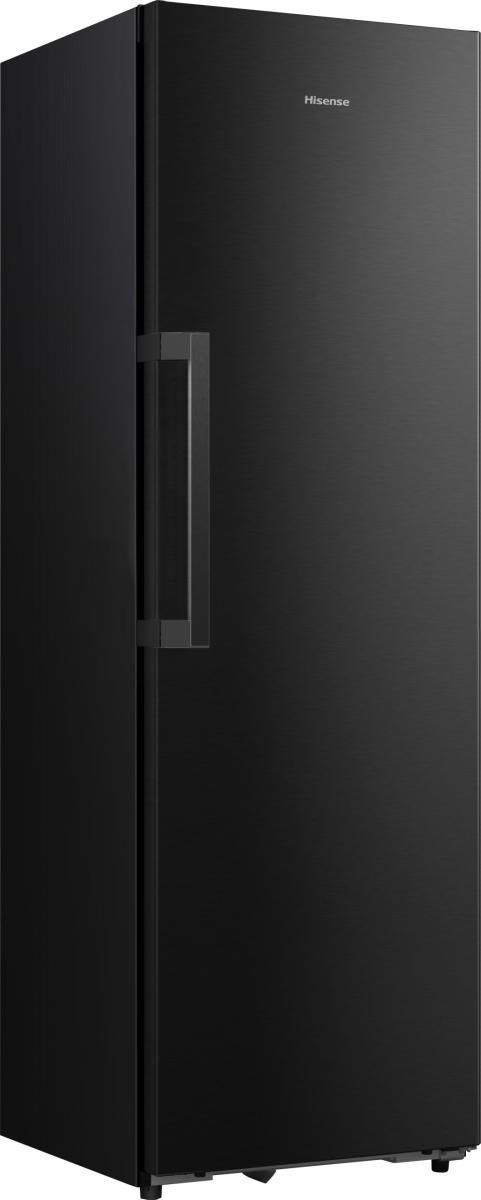 Ein schwarzer Hisense-Kühlschrank. Er hat einen Griff auf der linken Seite. Der Markenname befindet sich oben rechts.