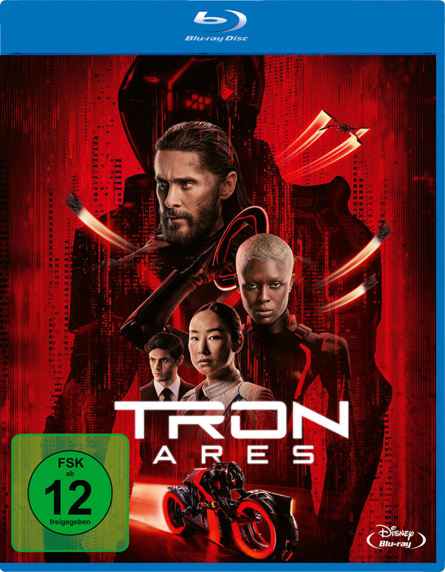 Blu-ray-Cover mit Schauspielern, rotem Hintergrund und dem Titel 'Tron Ares'. Unten befindet sich ein futuristisches Motorrad. FSK 12-Bewertung.