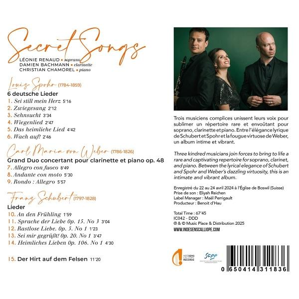 Albumcover mit drei Musikern, Sopran, Klarinette und Klavier. Text enthält Songtitel und Details.