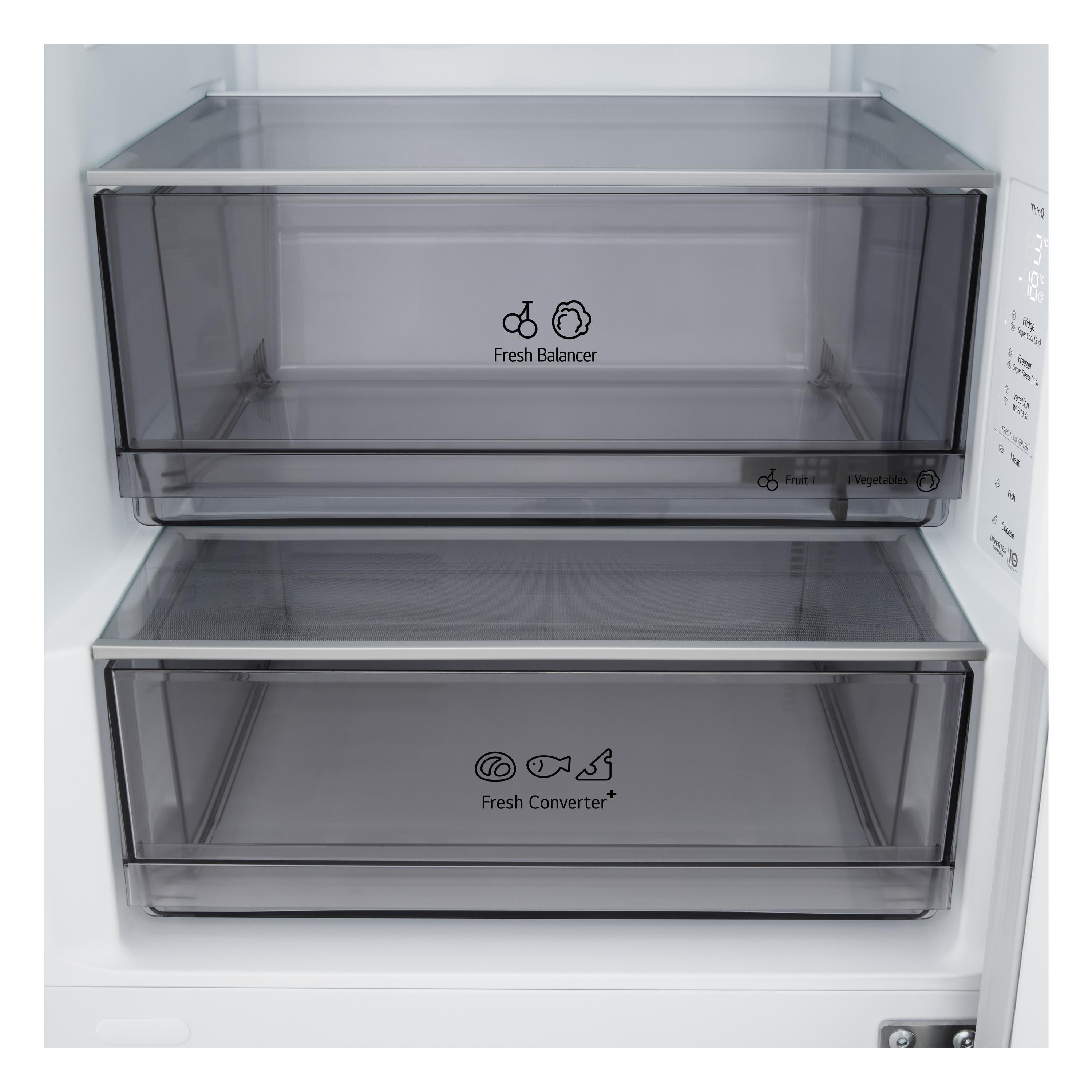 Im Kühlschrank: zwei klare Schubladen mit der Aufschrift 'Fresh Balancer' und 'Fresh Converter'. Weißer Innenraum.