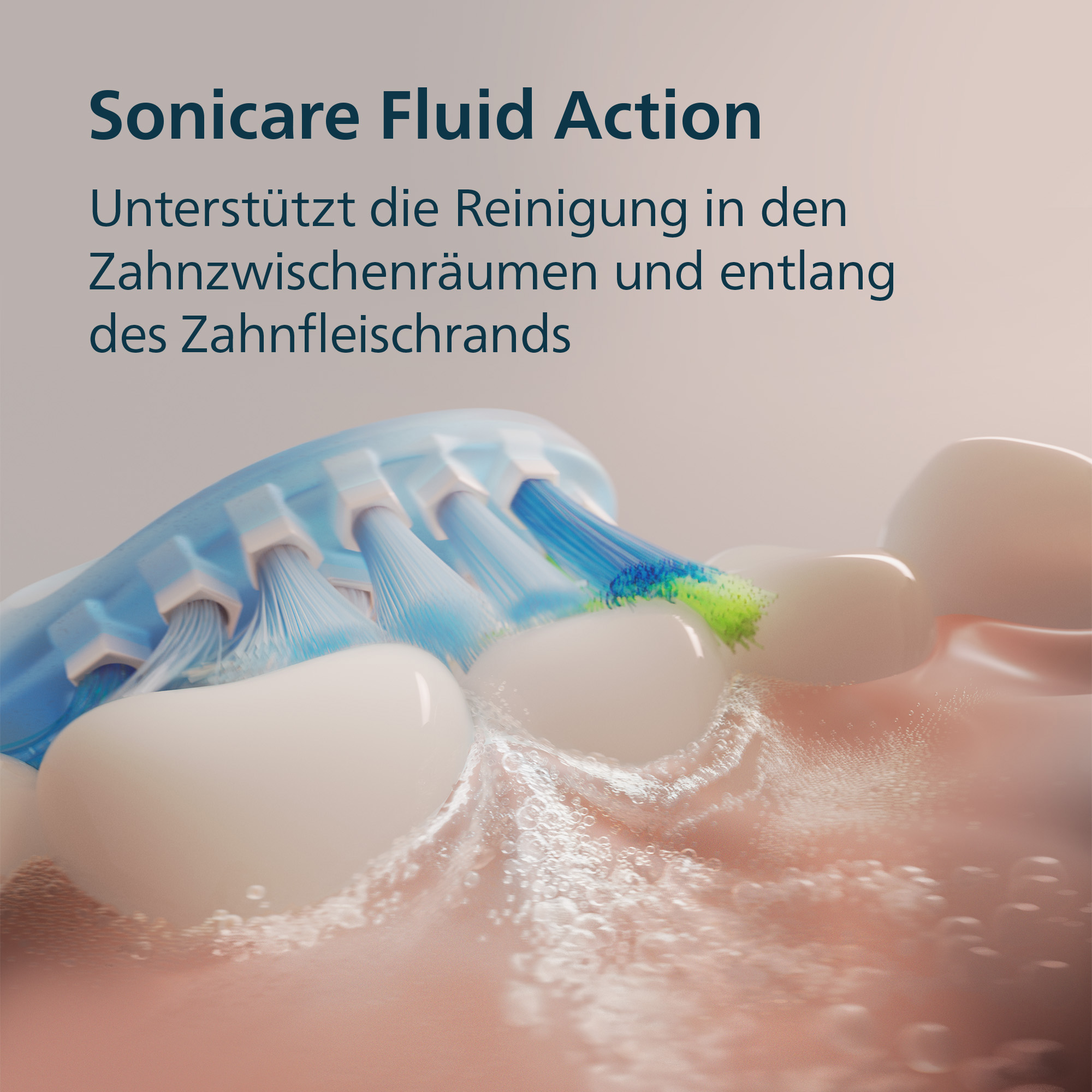 Gros plan d'une brosse à dents nettoyant les dents. Soies bleues, dents blanches, eau mousseuse. Texte: Sonicare Fluid Action.
