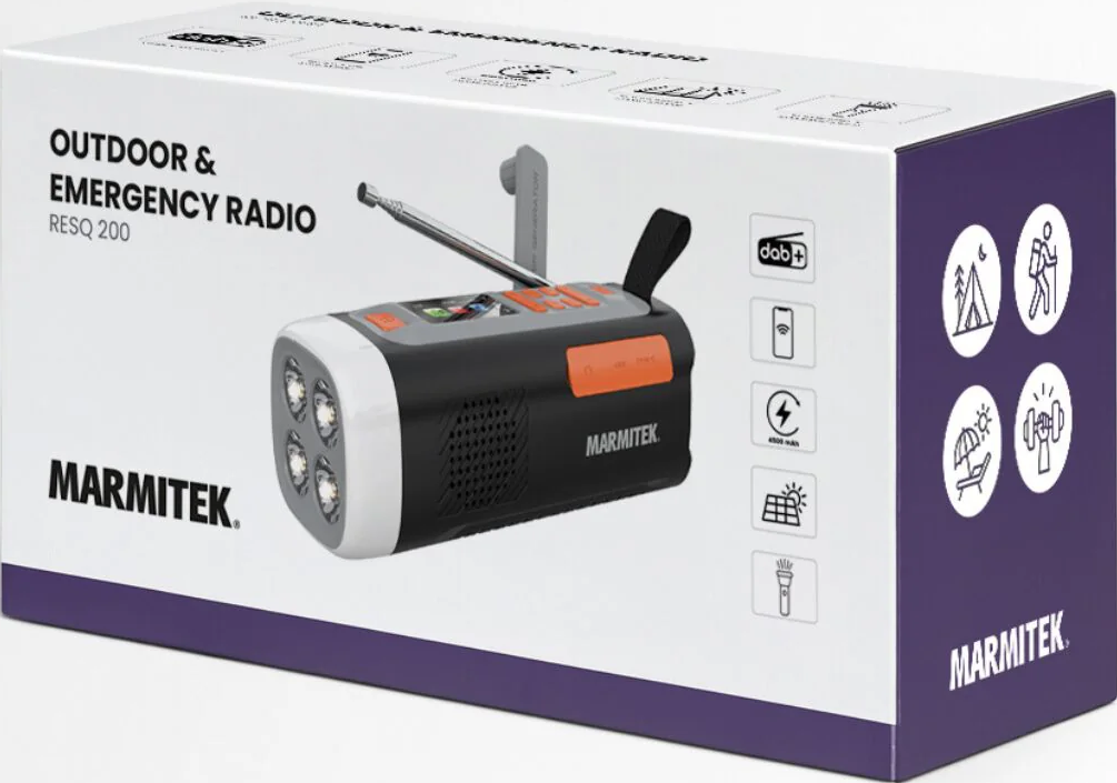 Boîte avec radio d'extérieur et d'urgence Marmitek RESQ 200. Elle est dotée d'une lampe de poche, d'un panneau solaire et d'une manivelle.